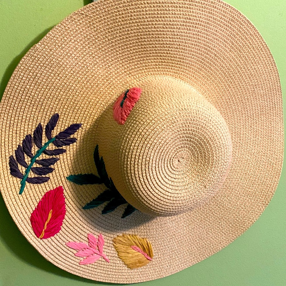 Beach hat